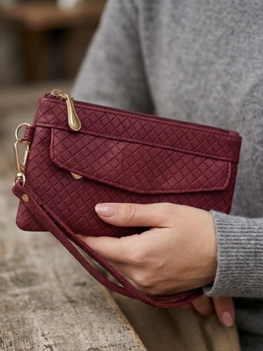 NWOT Quilted Wristlet PU Leather Burgundy